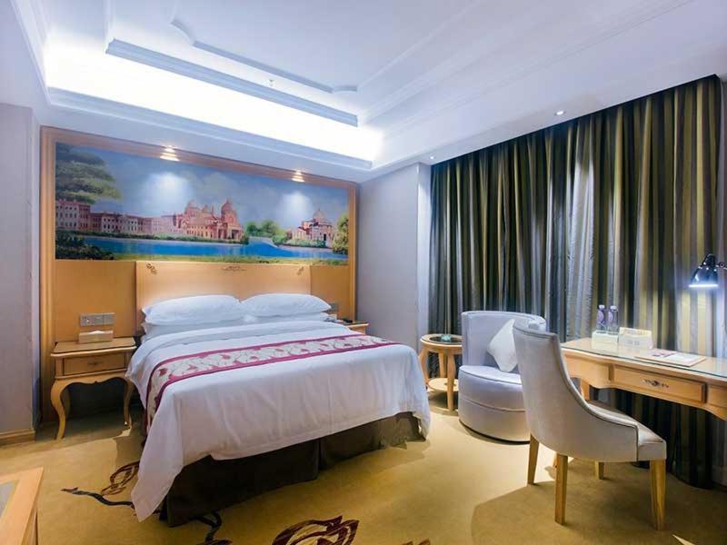 Vienna International Hotel Haikou West Bus Station Dış mekan fotoğraf
